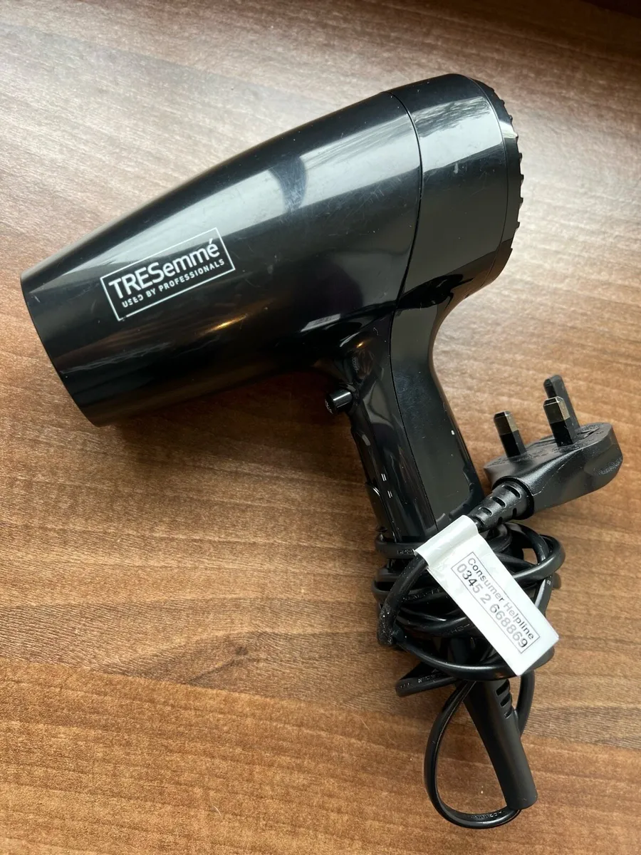 Hair dryer TRESemmé - Image 1