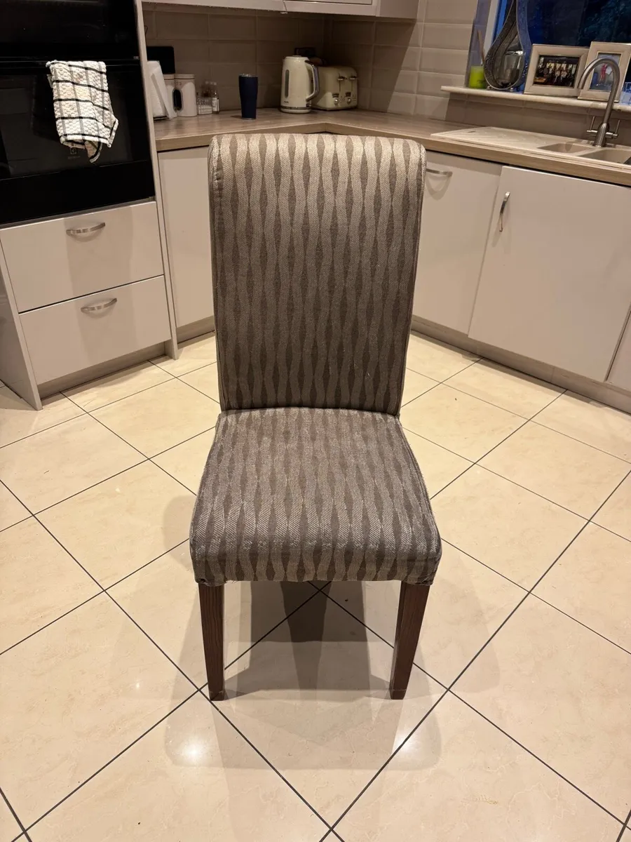 6 dining chairs - Image 2