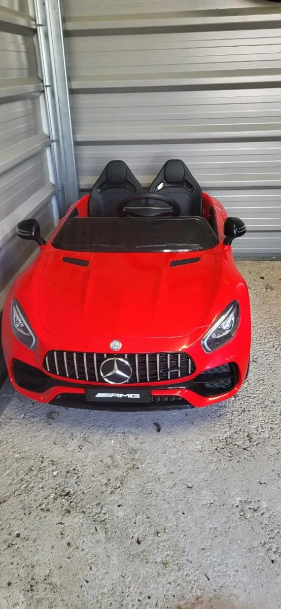 Toy car - Image 1