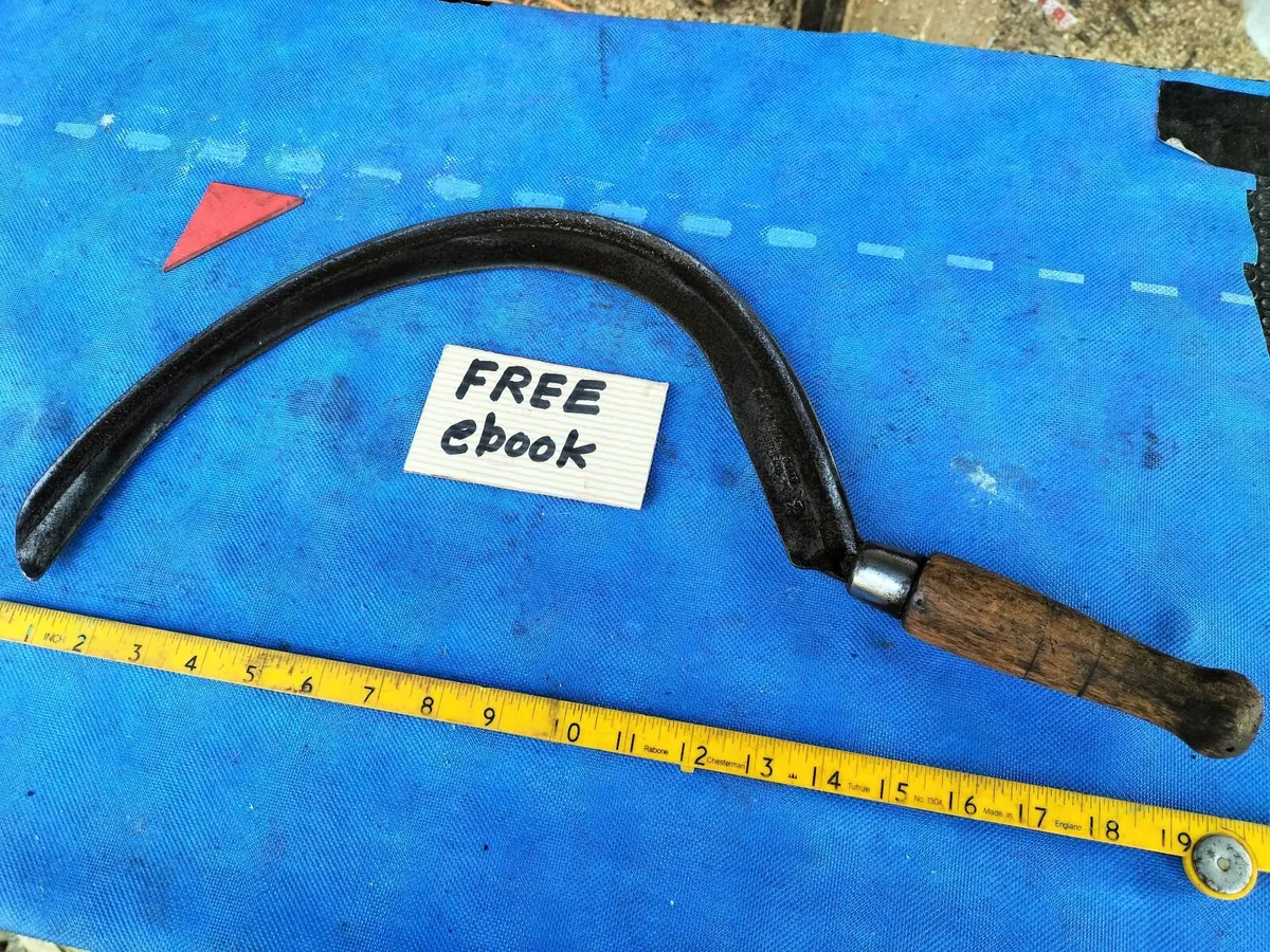 Grass Hook by Tyzack - Image 1