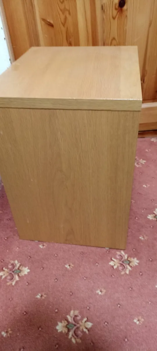 Ikea Stool/Side Table/TV Stand - Image 3