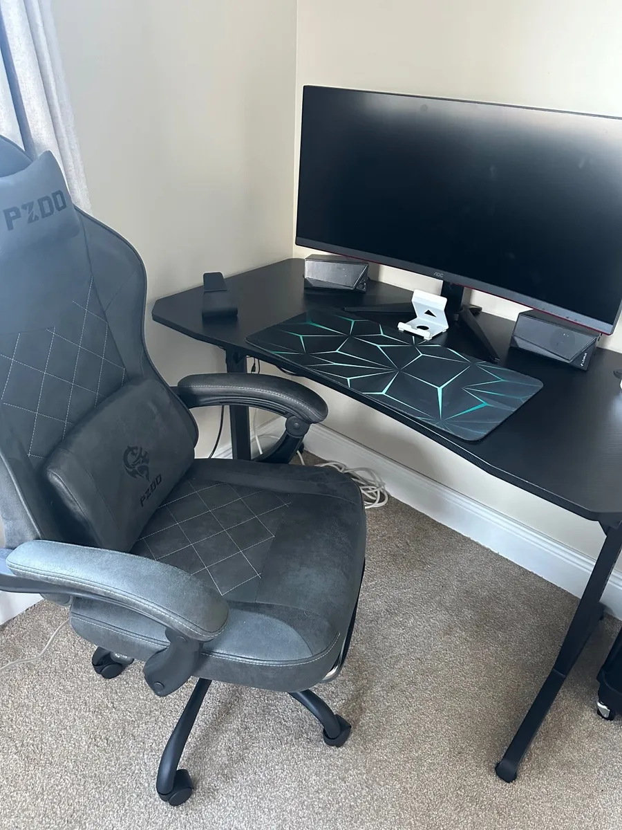 Gaming set up - Image 2