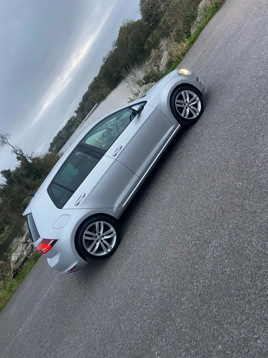 Volkswagen Golf 1.6 TDI BlueMotion High Spec - Image 2