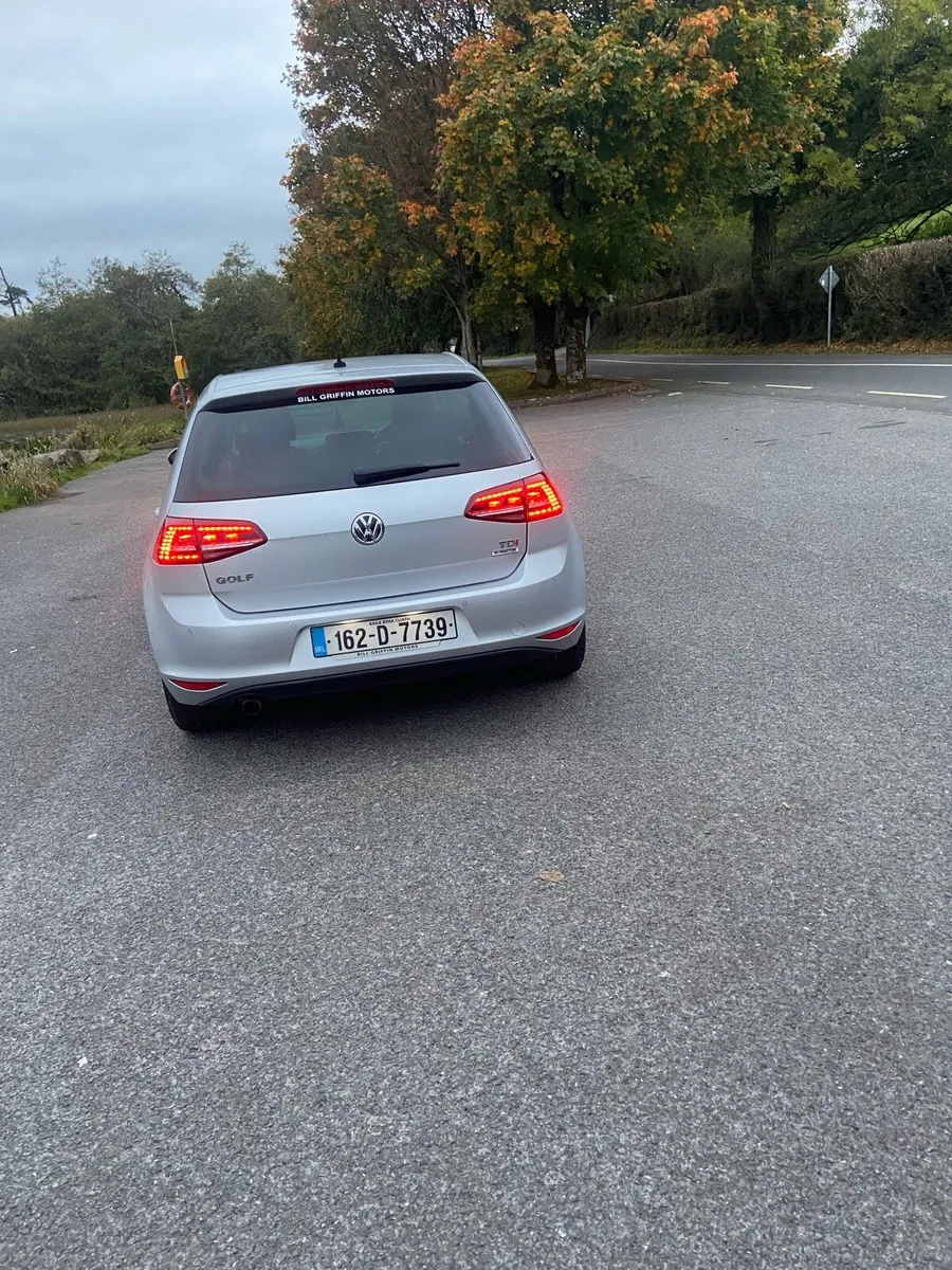 Volkswagen Golf 1.6 TDI BlueMotion High Spec - Image 3