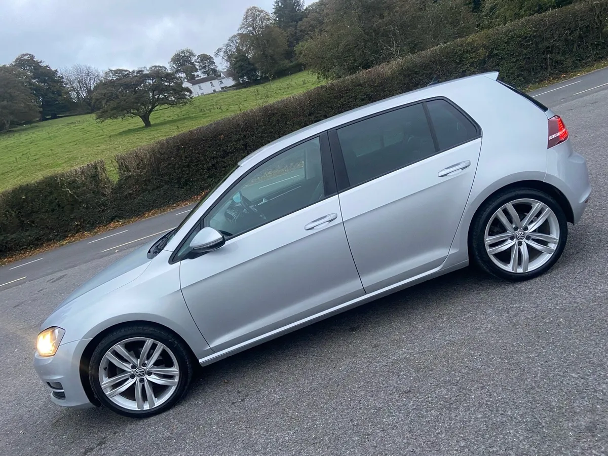Volkswagen Golf 1.6 TDI BlueMotion High Spec - Image 4