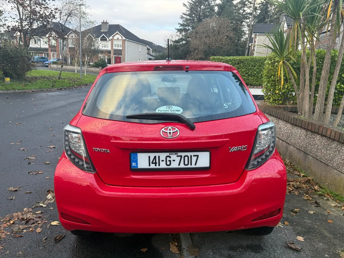 14 Toyota Yaris Petrol Manual - Image 2