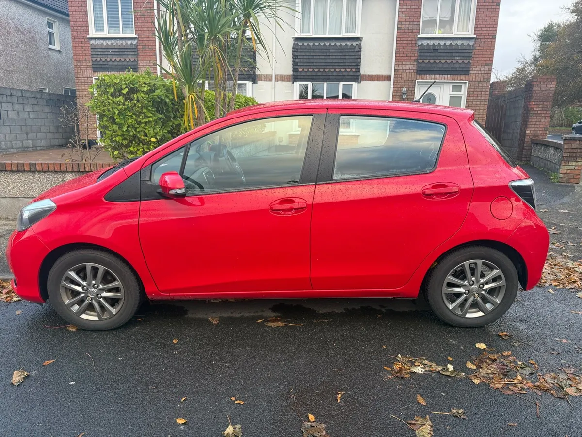 14 Toyota Yaris Petrol Manual - Image 3