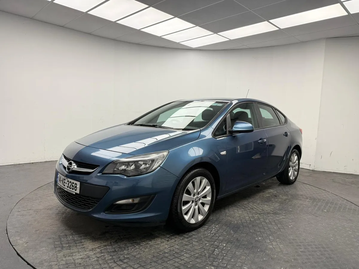 2014 Opel Astra Diesel - Full Service History - Image 2