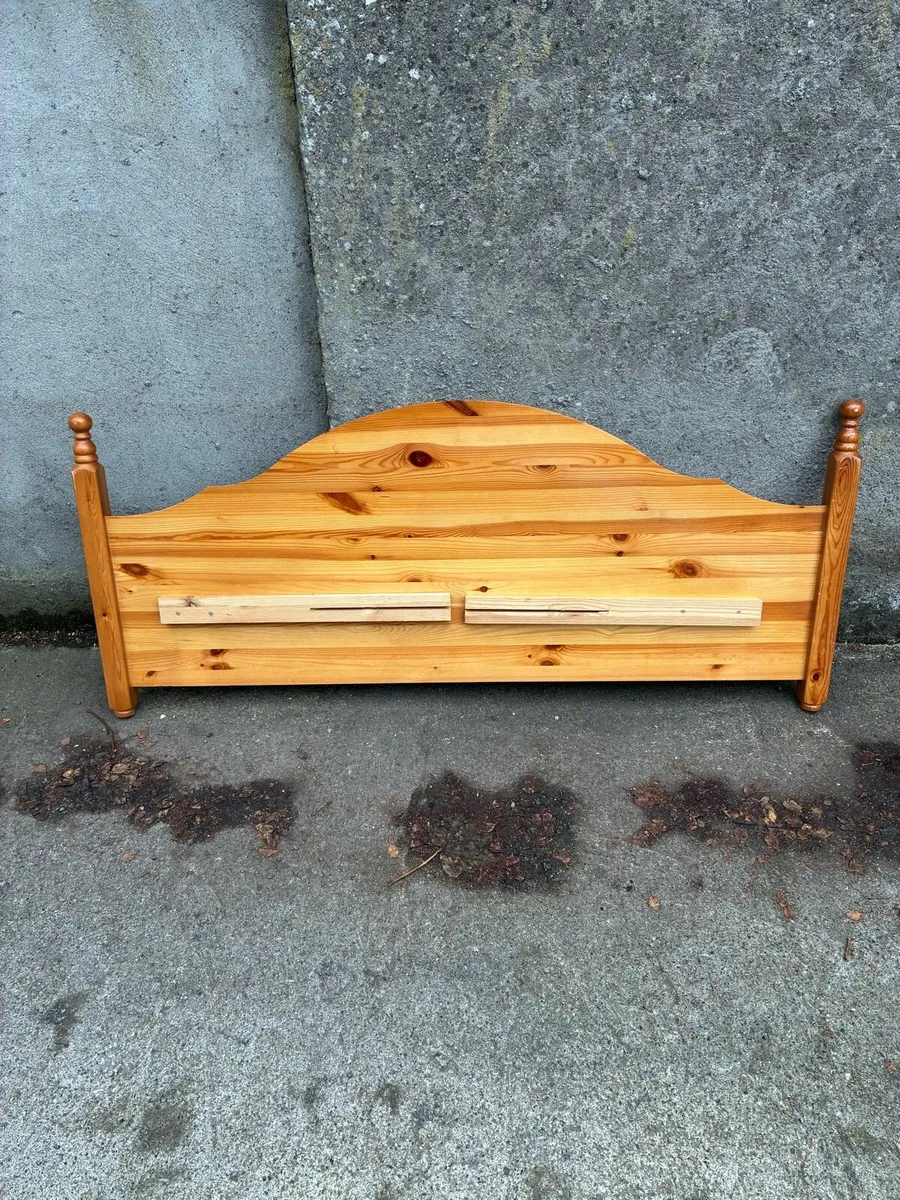 Pine headboard - Image 2