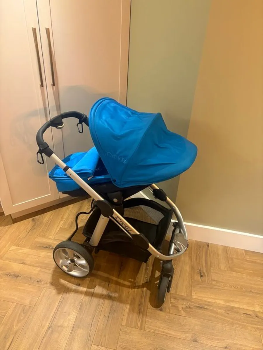 Icandy apple 2 pear travel system - Image 2