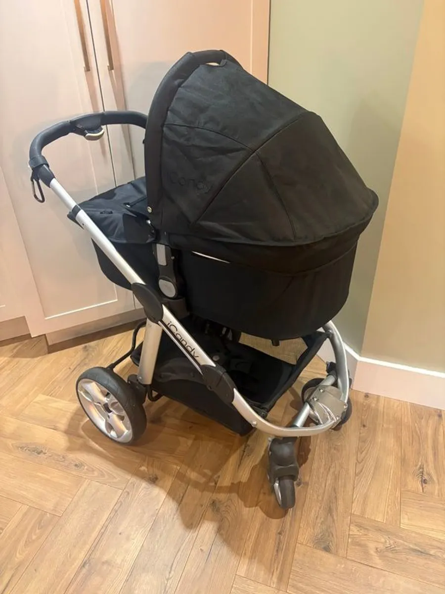 Icandy apple 2 pear travel system - Image 4