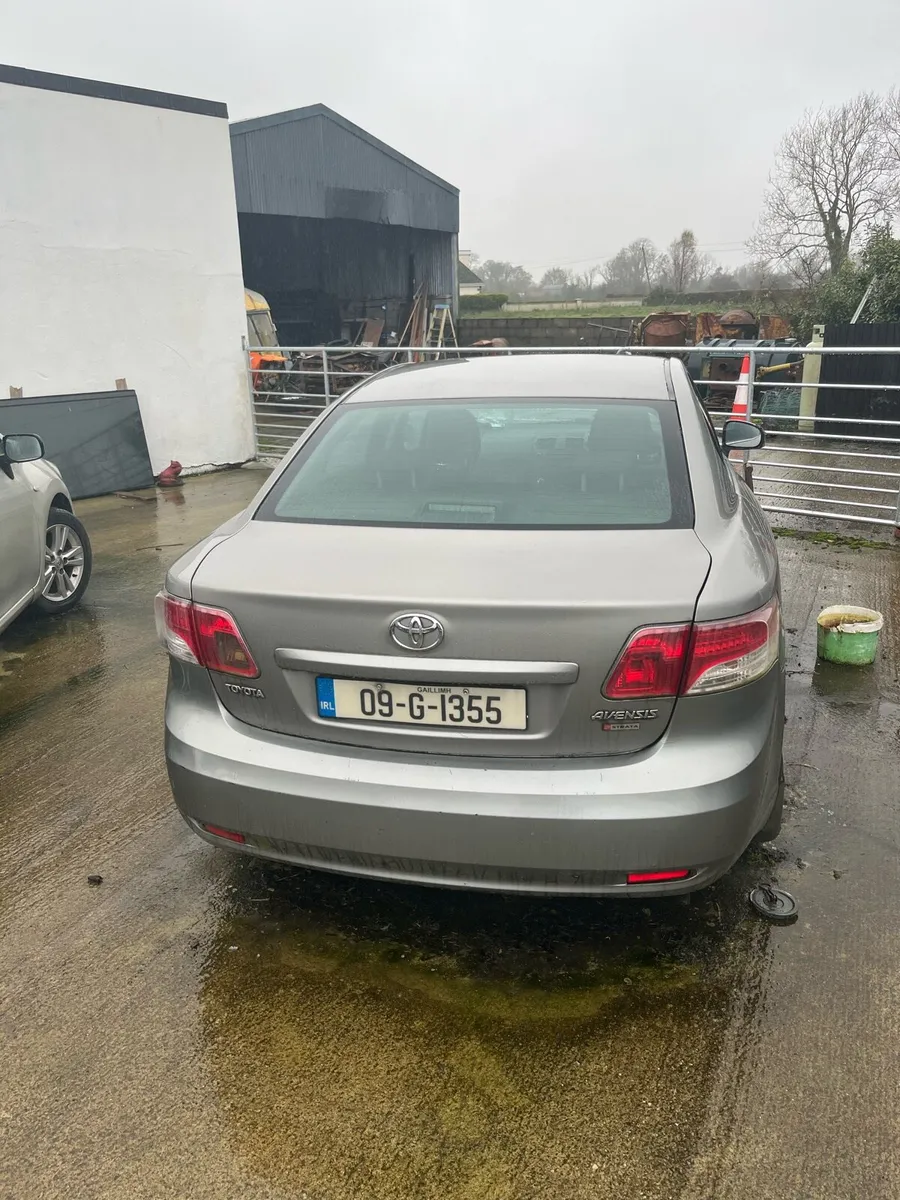 2009 Toyota avensis - clutch gone perfect engine.