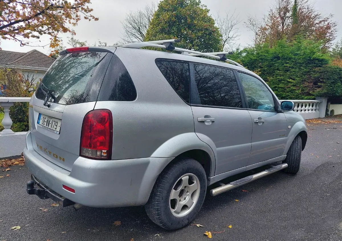 SsangYong Rexton 2006 - Image 2