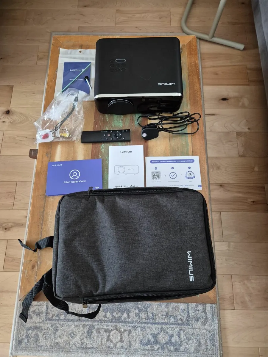 WiMiUS P62 Full HD Projector – Excellent Condition - Image 2