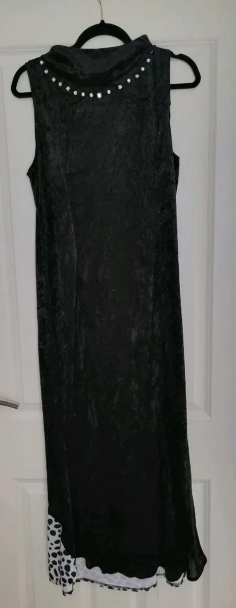 Official Disney Cruella De Vil costume. - Image 3