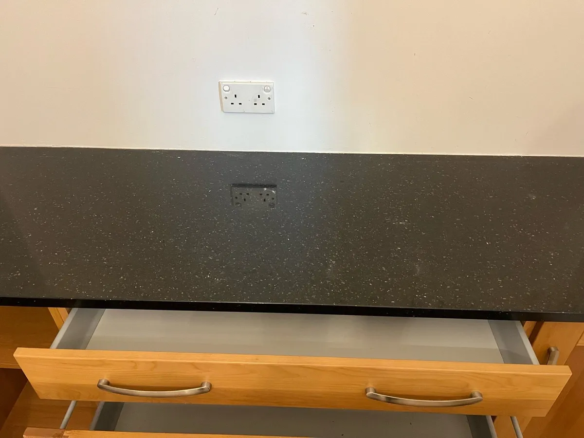 Utility/kitchen unit - Image 3