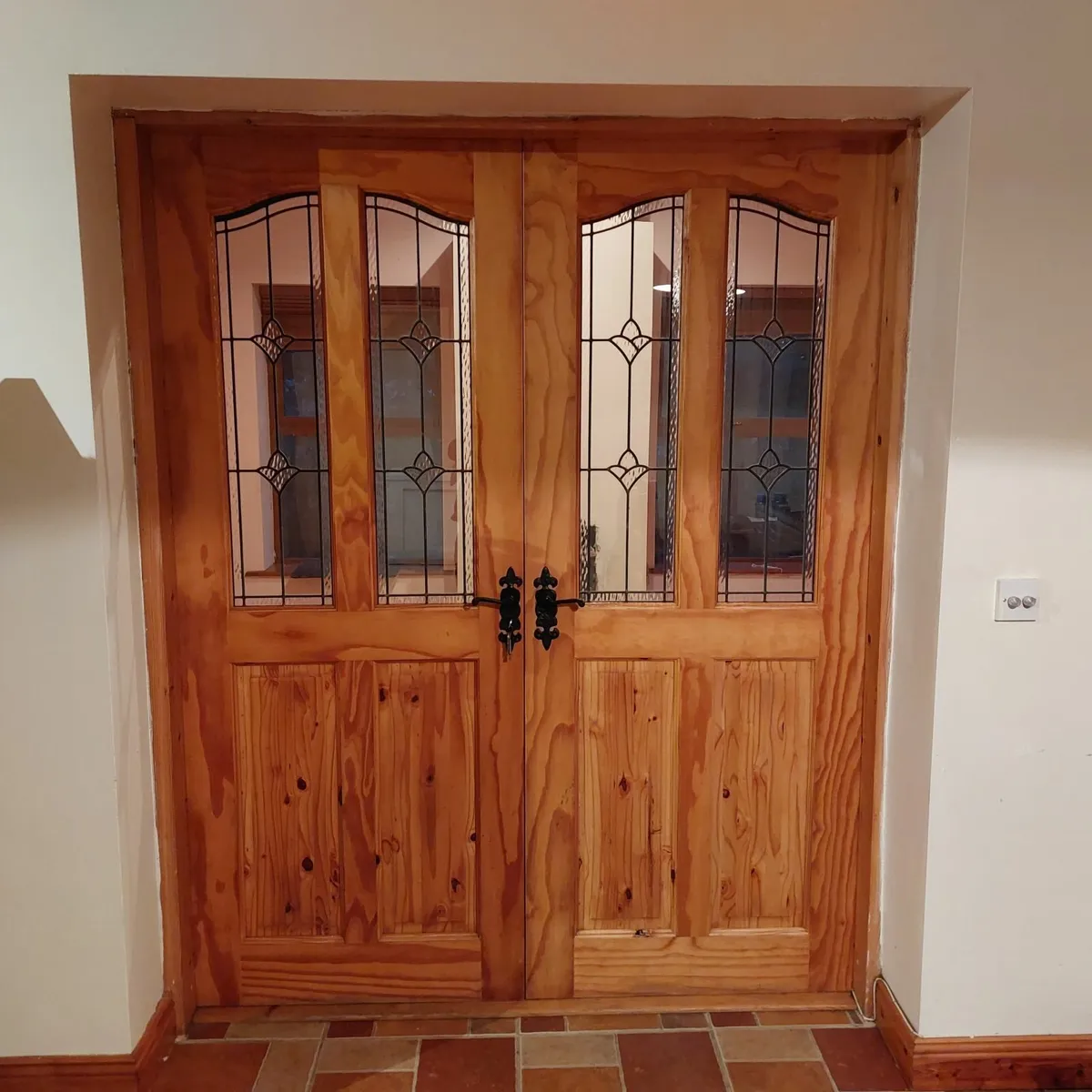 10 internal wooden doors - Image 1