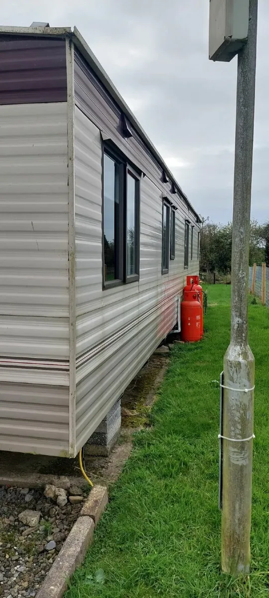 Mobile Home - Image 1