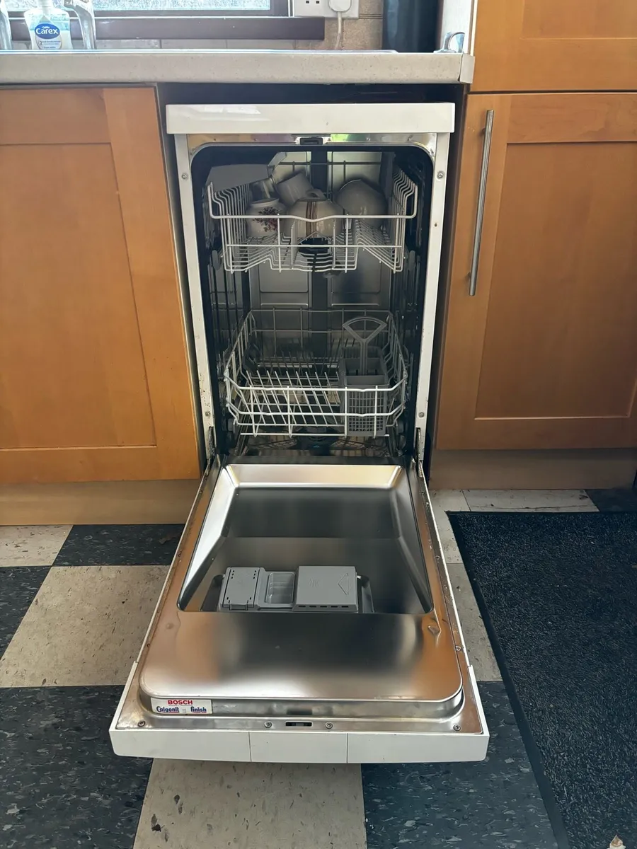 Bosch Slim Dishwasher - Image 1