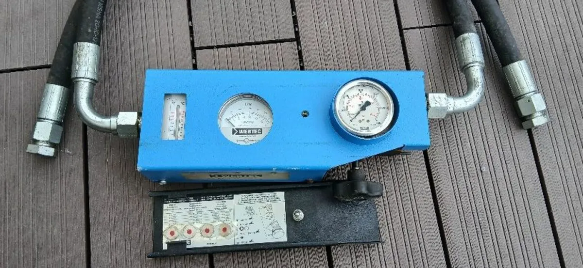 Hydraulic tester flow meter - Image 1