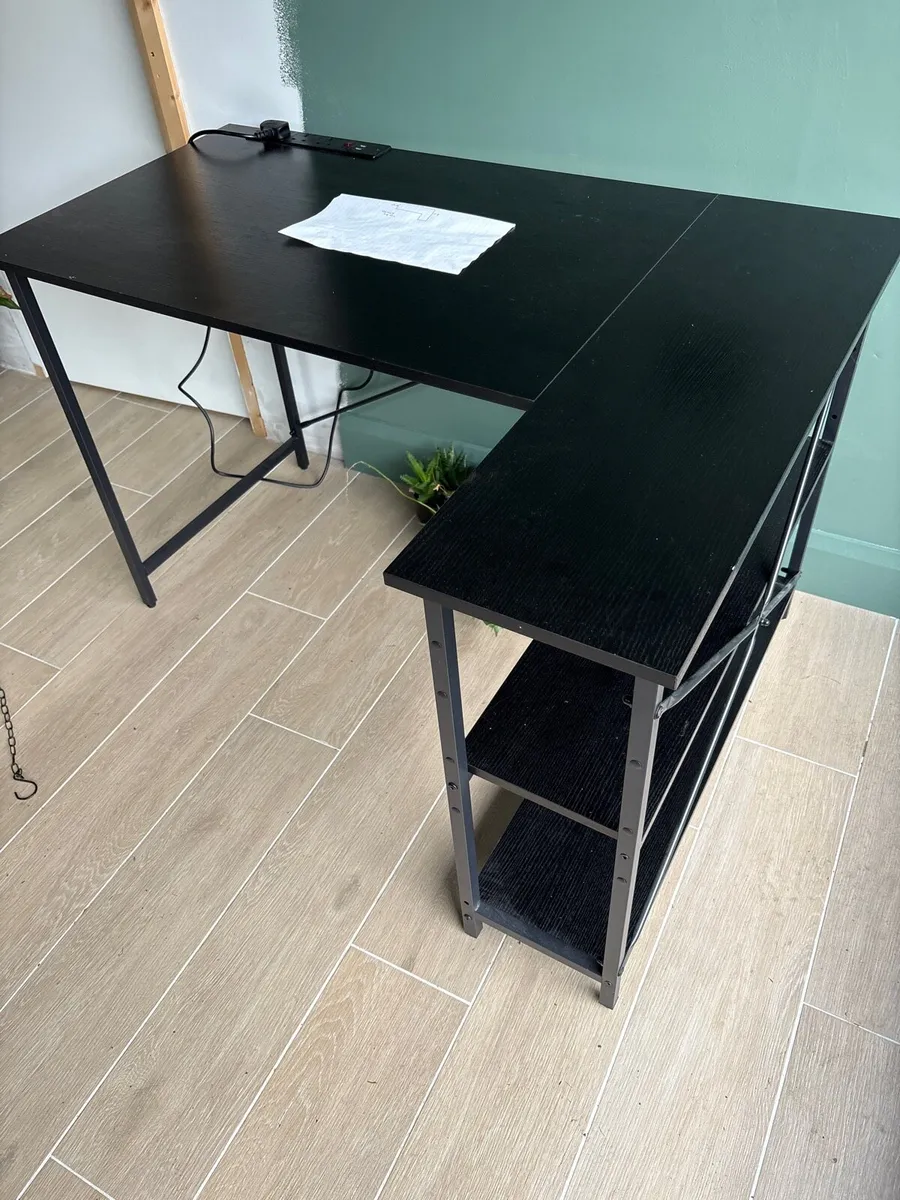 Free study desk with built in plug socket - Image 1
