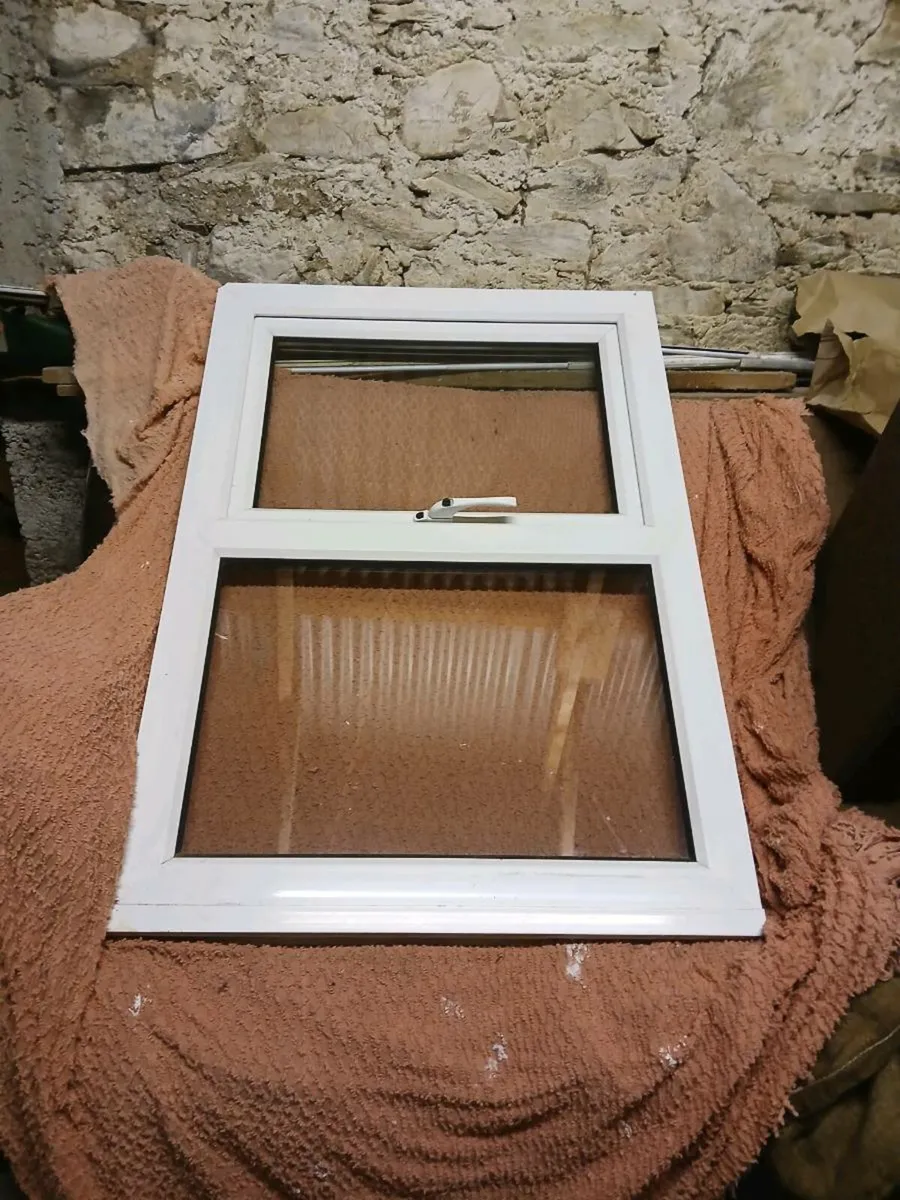 12 windows  for sale - Image 1