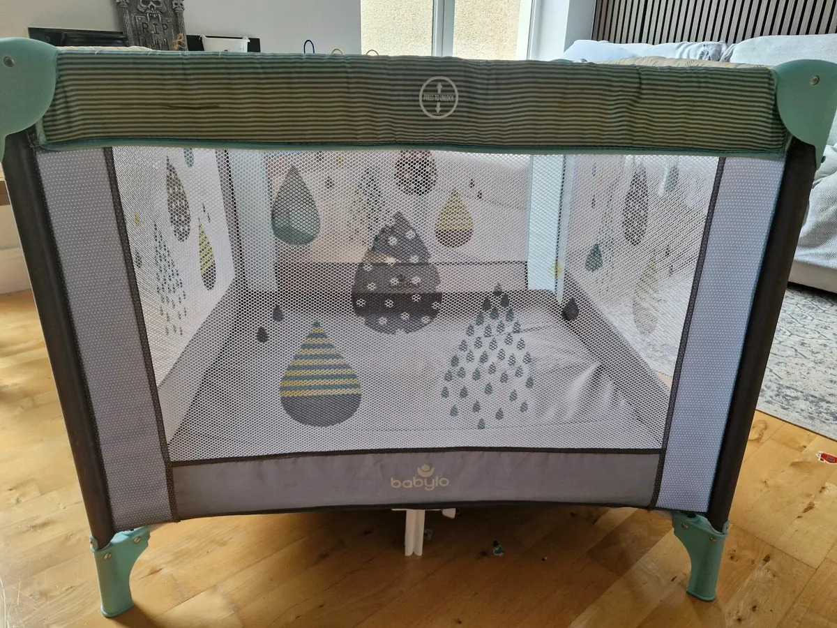 Playpen Travel Cot - Image 2
