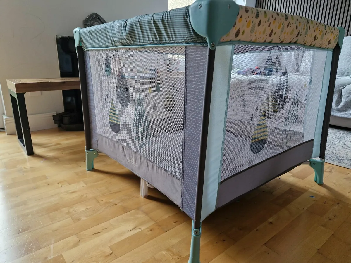 Playpen Travel Cot - Image 4