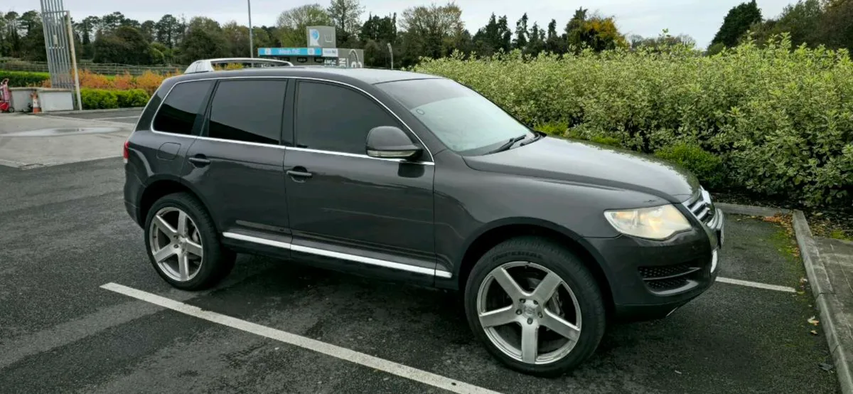 Vw Touareg V6 333 tax Crew Cab 5 seater - Image 3