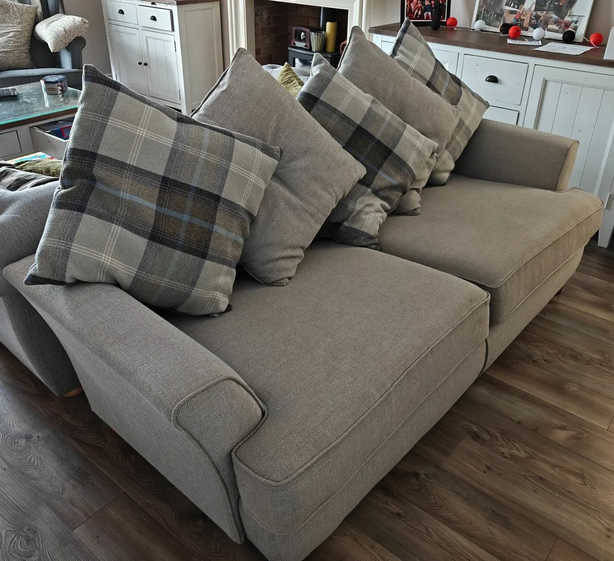 Pillow Back Seater Sofa - Image 1