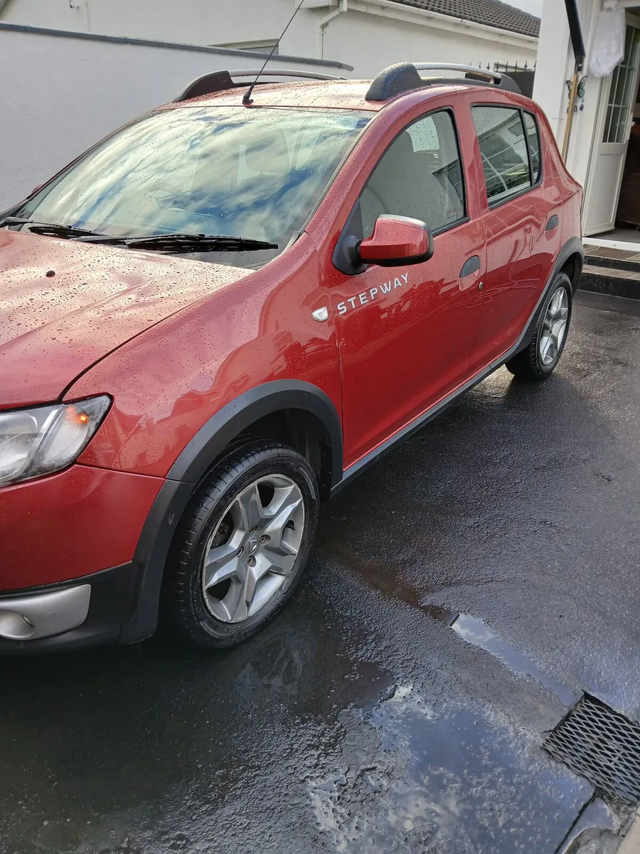 Dacia Sandero Stepway 2015 - Image 1