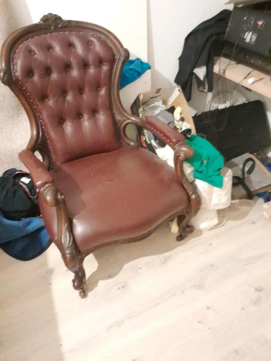 Antique grandfather clock - Image 1