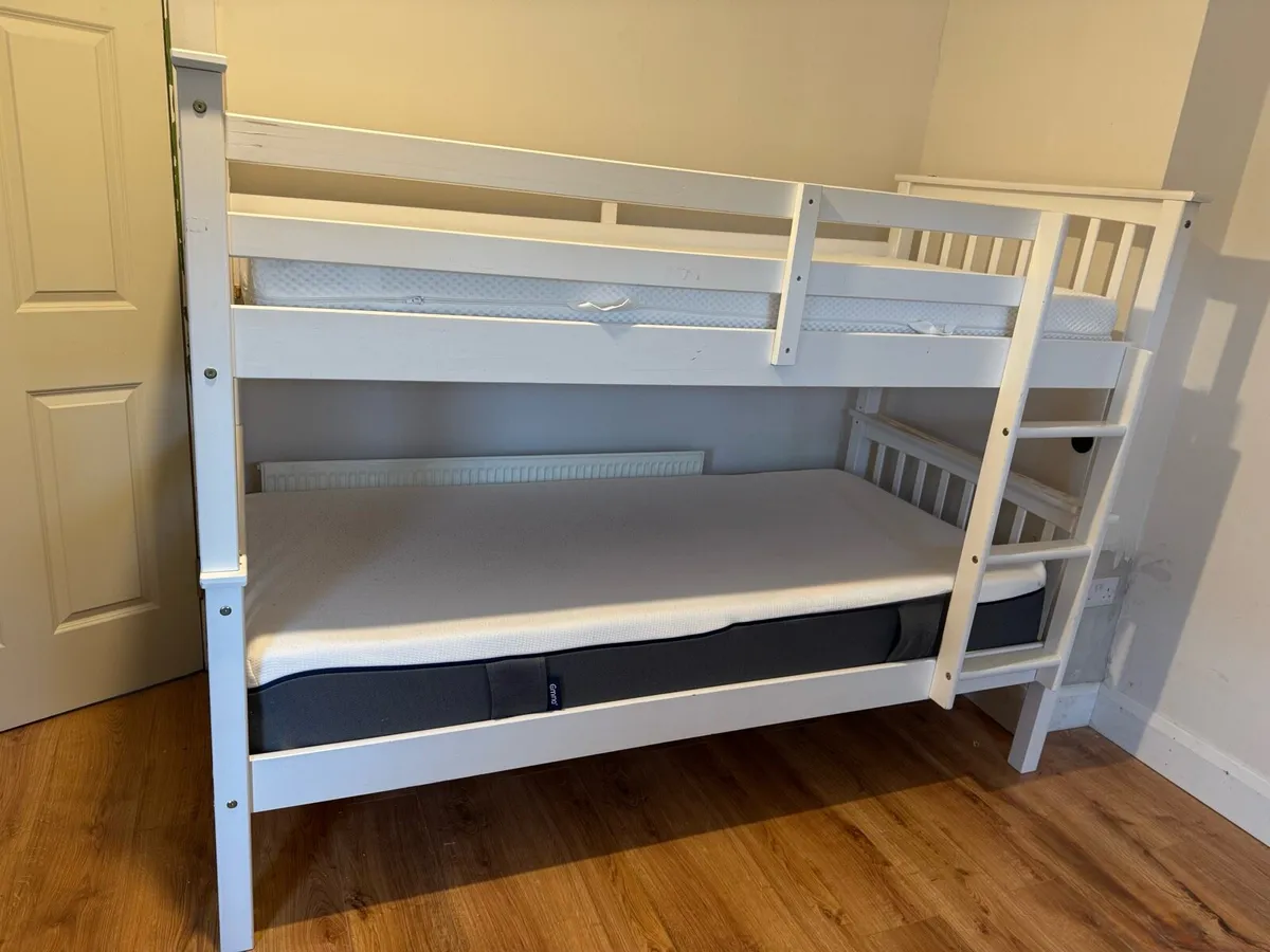 Bunkbed - Image 1