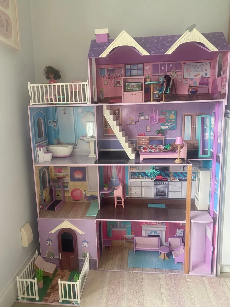 Dollhouse - Image 2