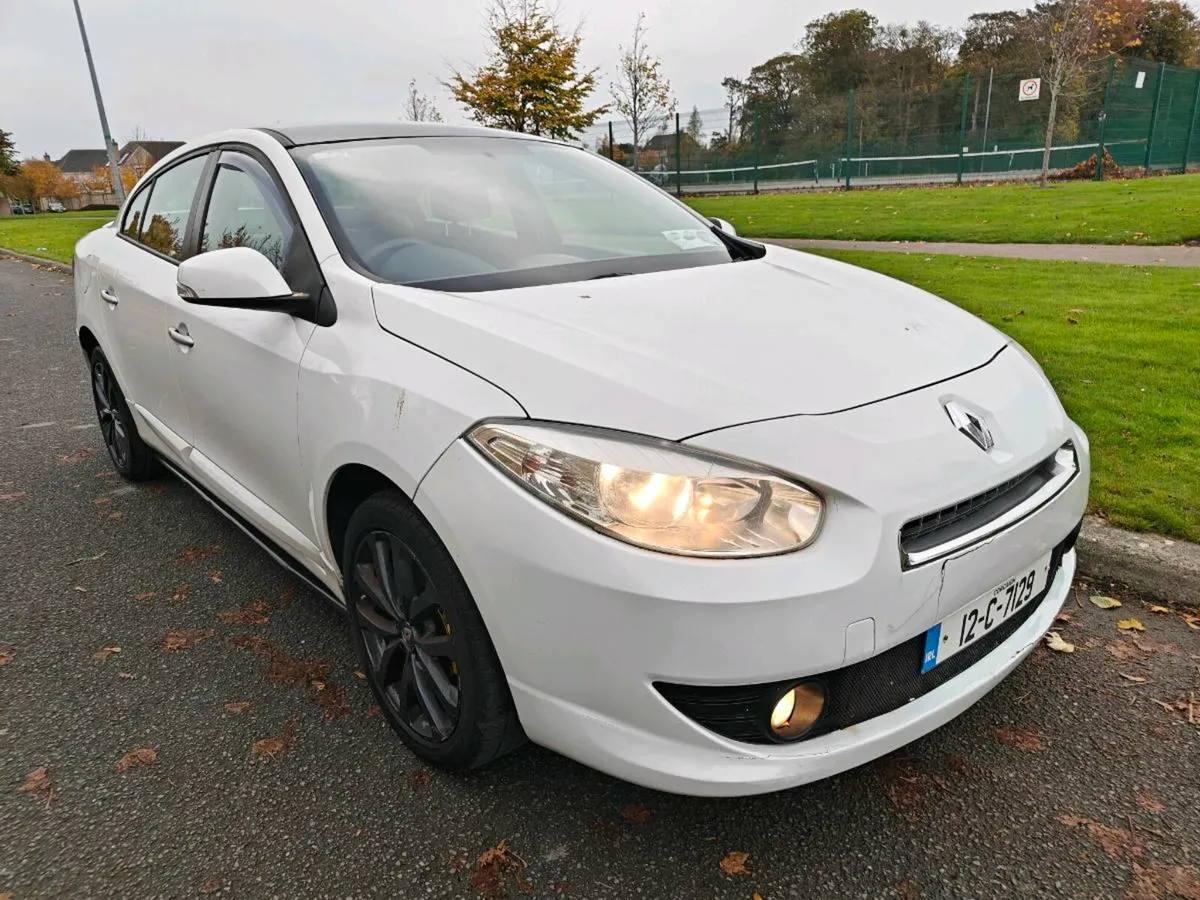 Renault Fluence Low mileage - Image 2