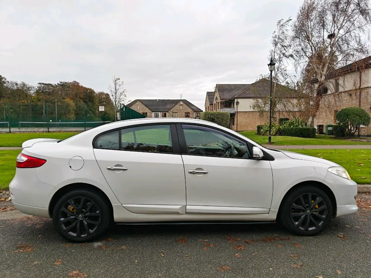 Renault Fluence Low mileage - Image 4