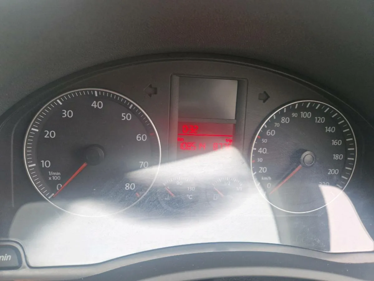 Volkswagon Golf - Image 3