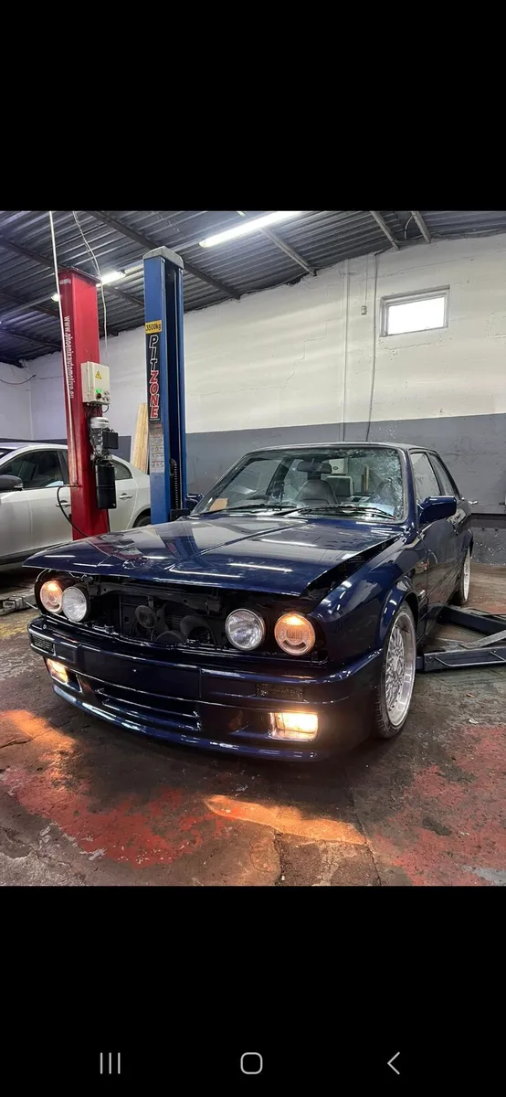 1990 e30 325 - Image 3