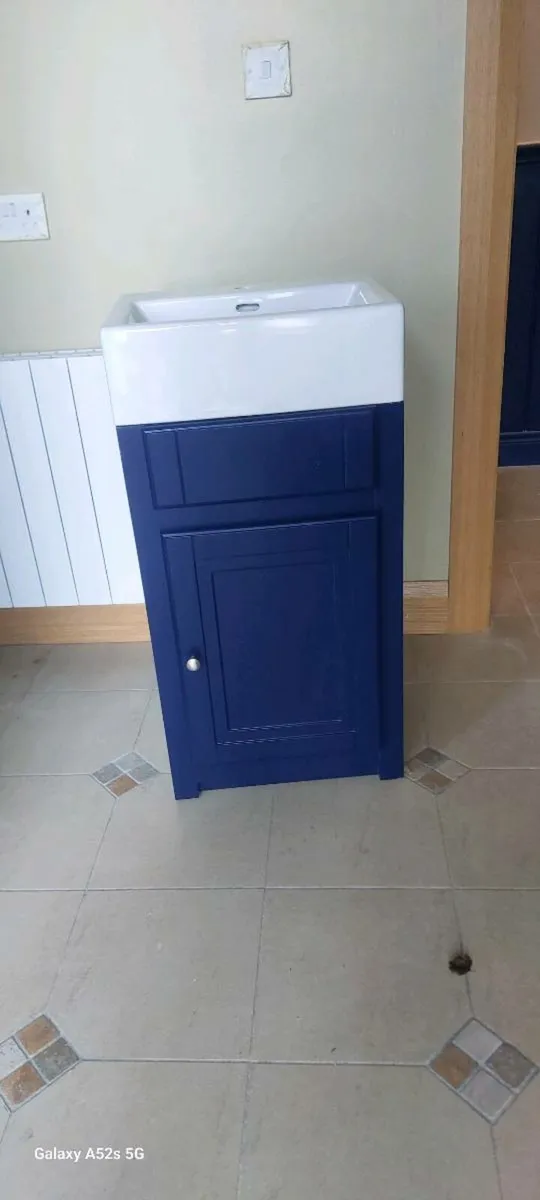 Vanity Unit - Image 1