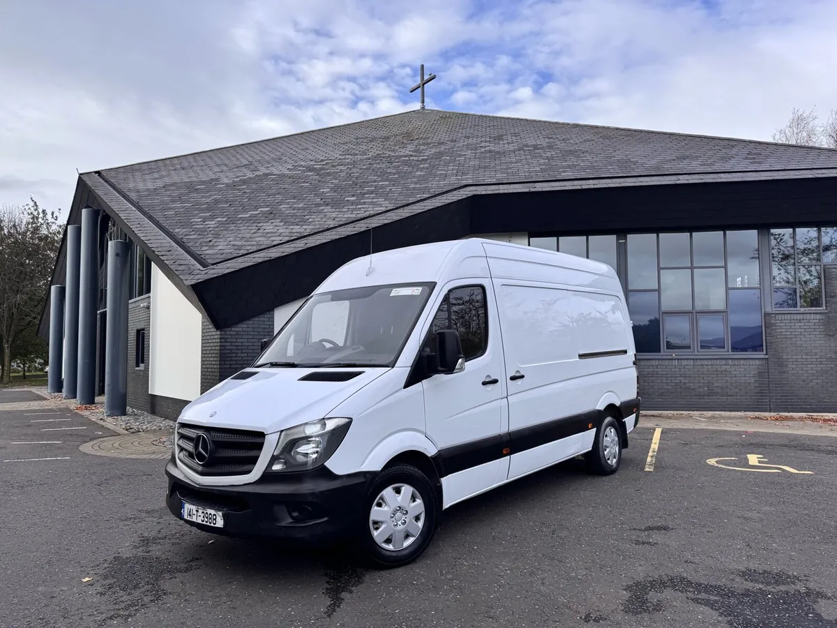 2014 Mercedes Sprinter 313 MWB RWD - Image 4
