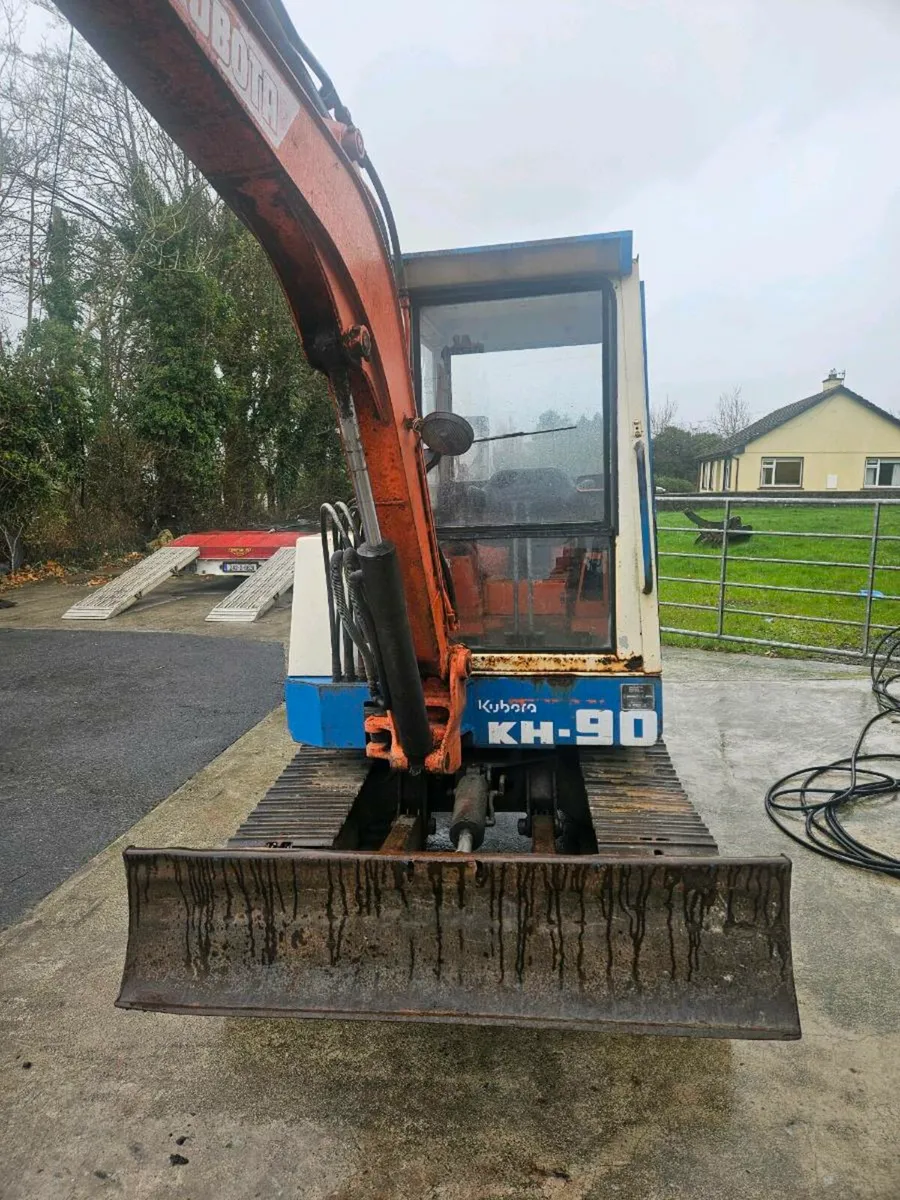 Kubota 3 ton digger - Image 4