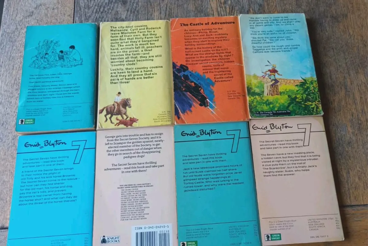 8 Enid Blyton vintage paperbacks D18 post 6e - Image 2