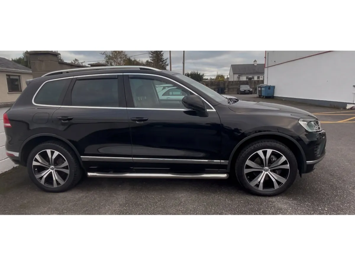 Volkswagen Touareg **N1 5 Seat Commercial **3.0 TD - Image 3