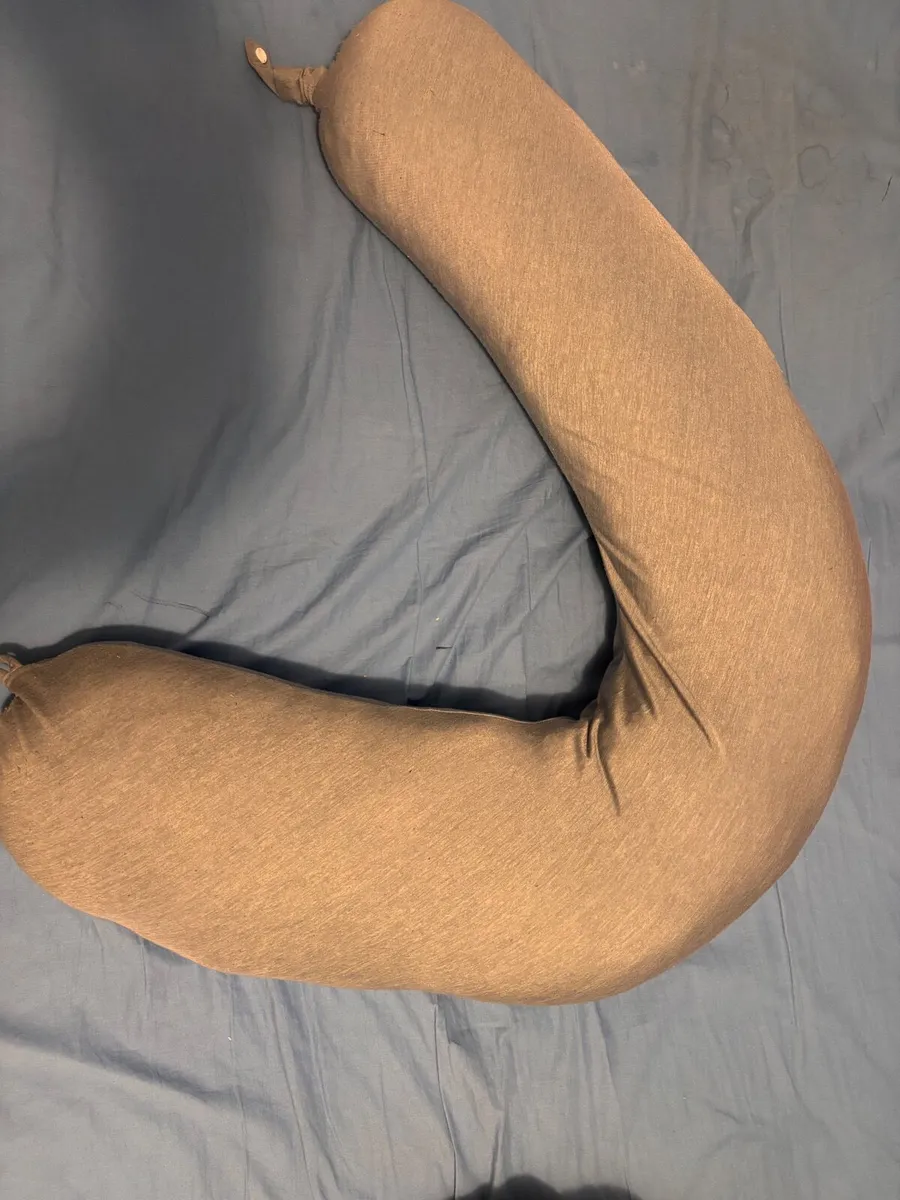 Pregnancy pillow - Image 1