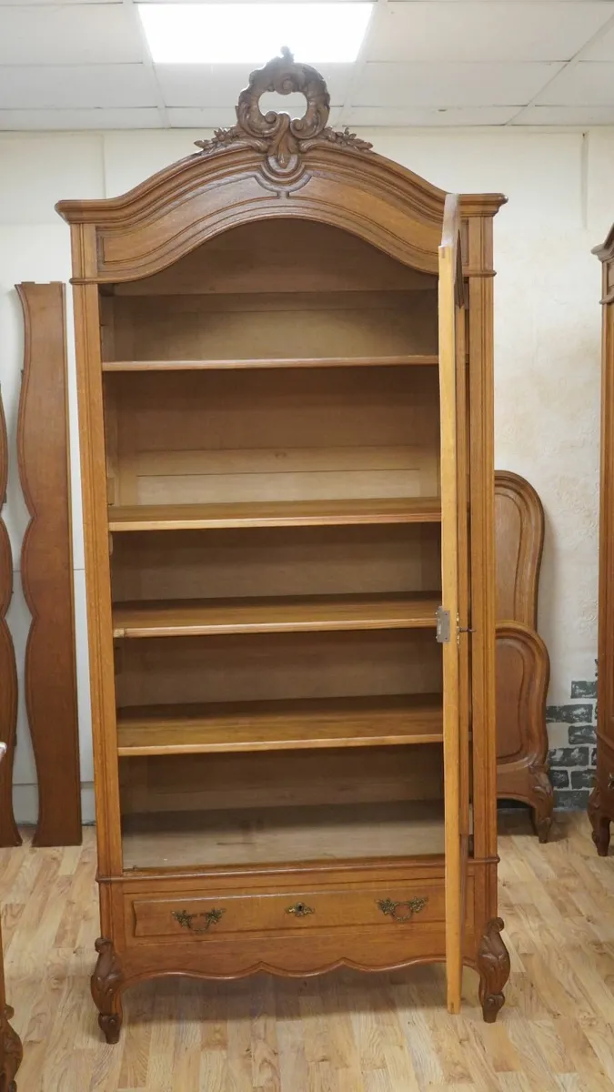 French Oak Single-Door Mirrored Armoire / Linen Cu - Image 3