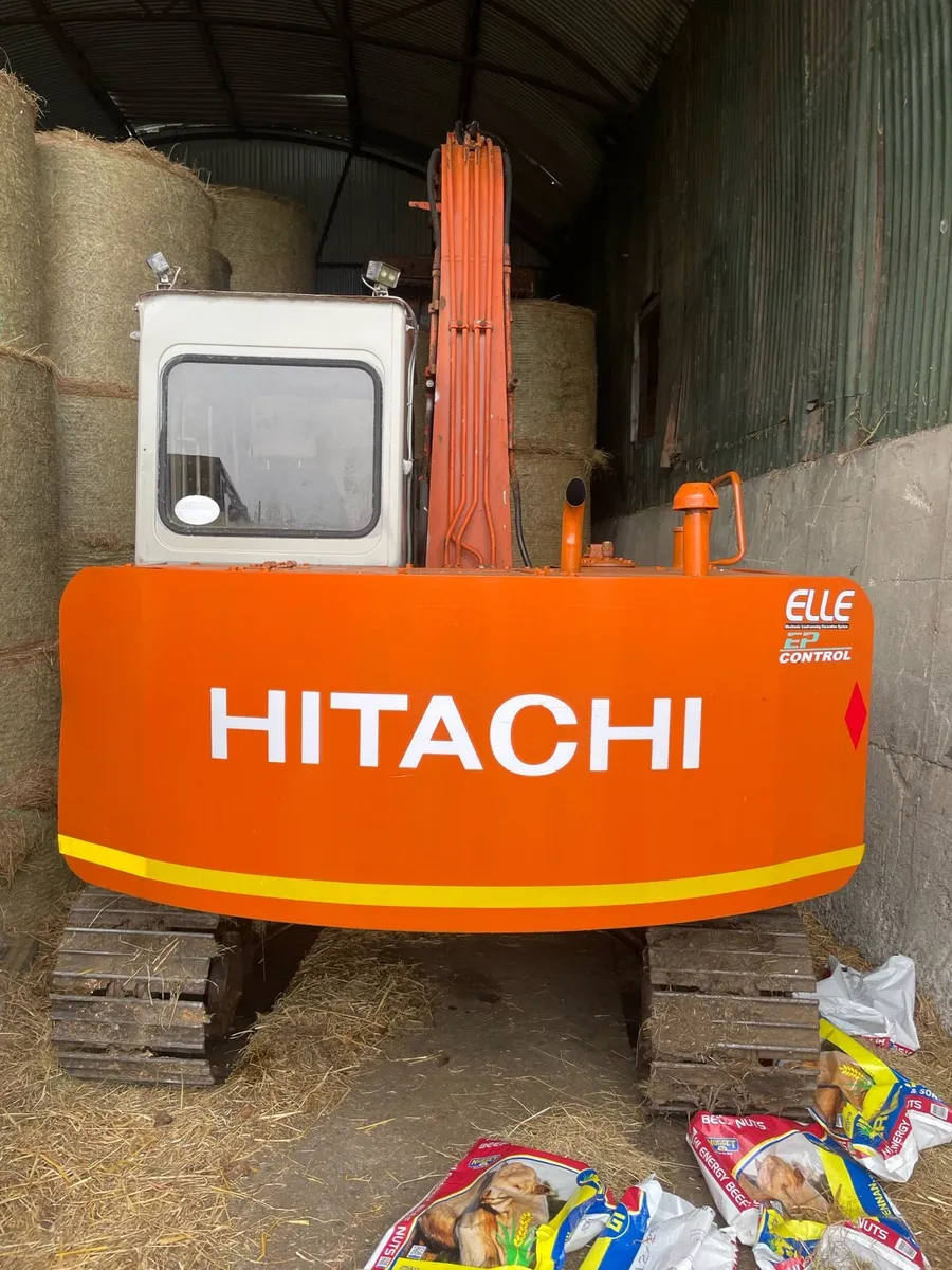 Hitachi ex60 dash 1 - Image 1