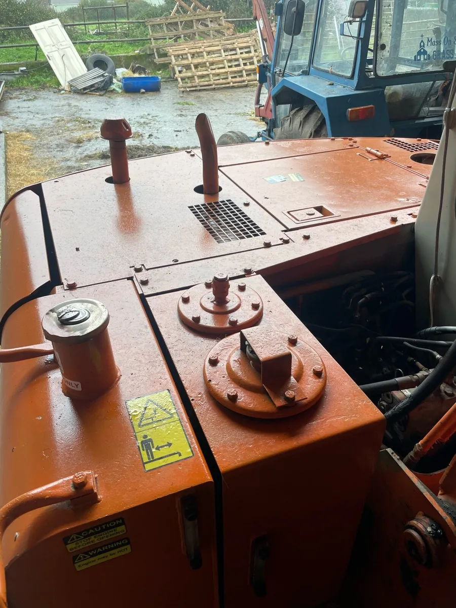 Hitachi ex60 dash 1 - Image 4