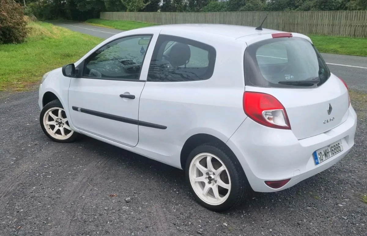 Mint Clio  new Nct today 06/26 - Image 2