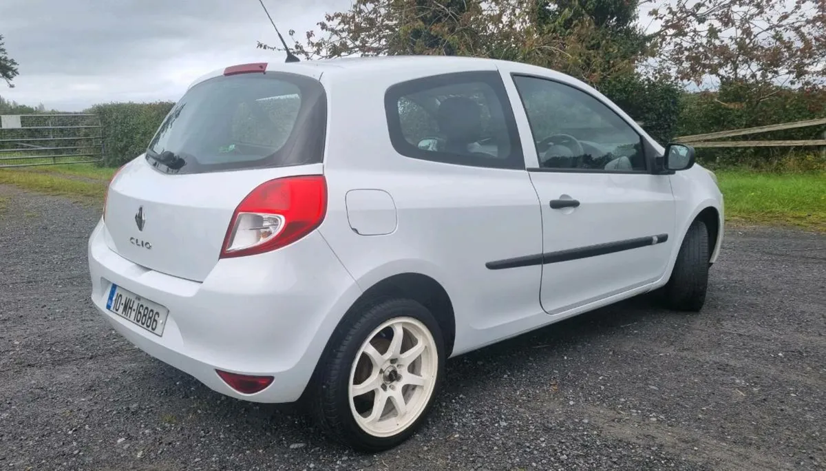 Mint Clio  new Nct today 06/26 - Image 4