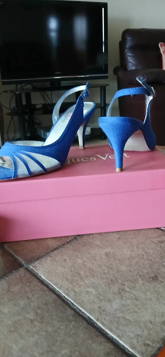 Ladies shoes - Image 2